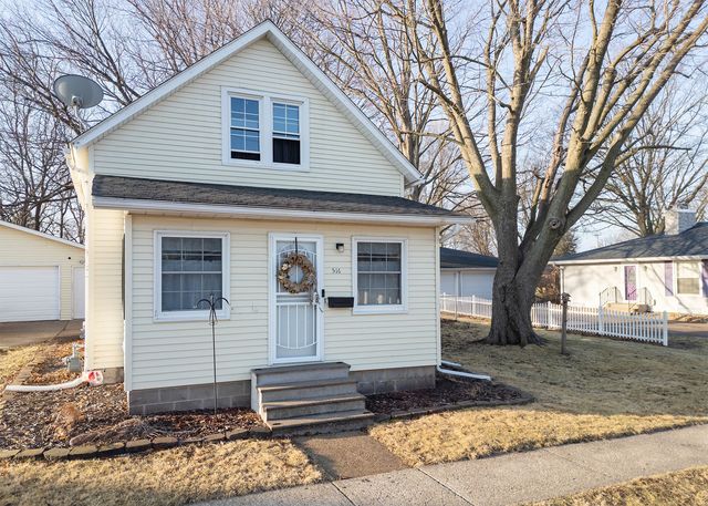 516 W Wells Street, Geneseo, IL 61254