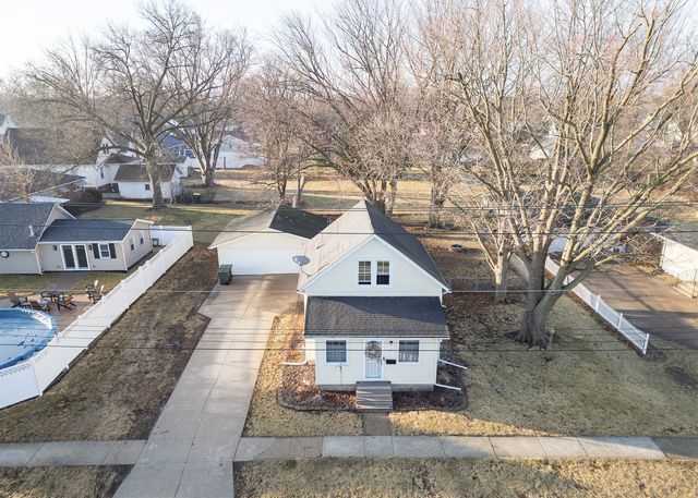 516 W Wells Street, Geneseo, IL 61254