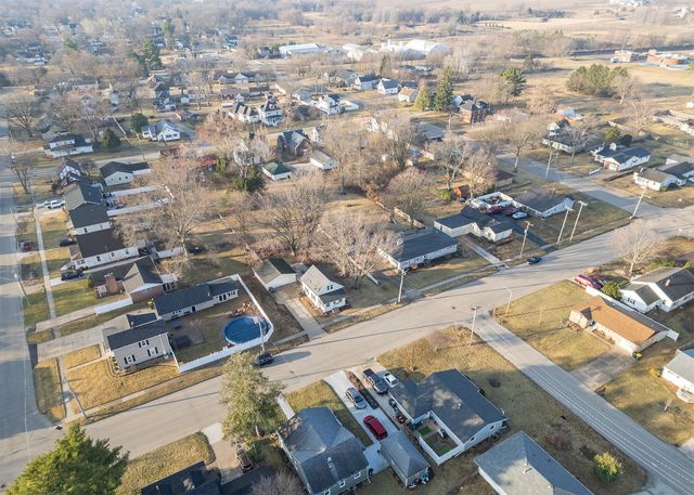 516 W Wells Street, Geneseo, IL 61254