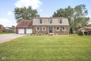 2203 Alexandria Drive, Greenfield, IN 46140