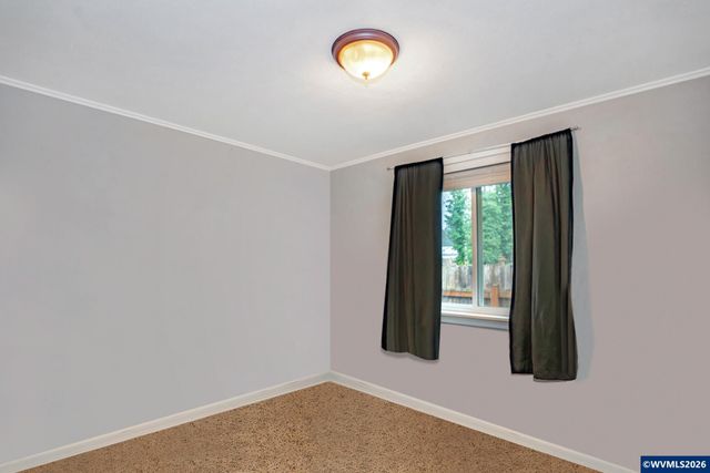 347 7th Av, Sweet Home, OR 97386