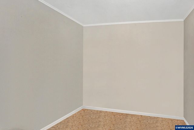 347 7th Av, Sweet Home, OR 97386