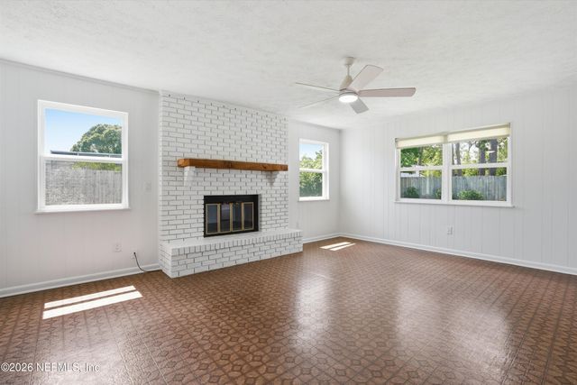 3841 ROGERO Road, Jacksonville, FL 32277