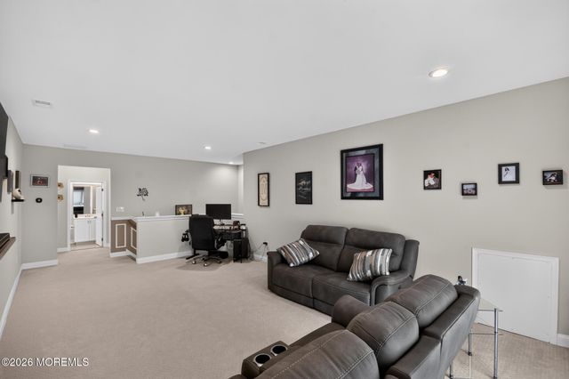 19 Magnolia Drive, Freehold, NJ 07728