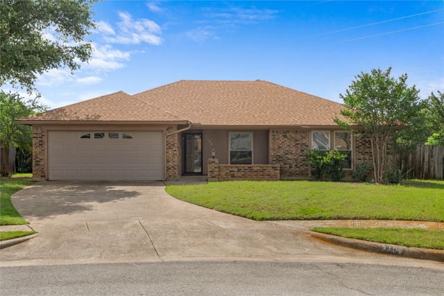 3104 Brightwood Court, Bedford, TX 76021