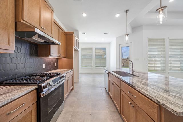 412 Rugged Rock Lane, New Caney, TX 77357