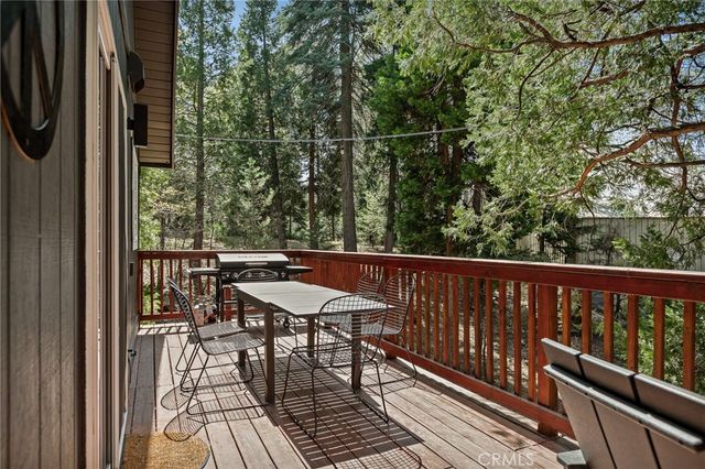 373 Summit Road, Lake Arrowhead, CA 92352
