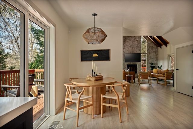 373 Summit Road, Lake Arrowhead, CA 92352