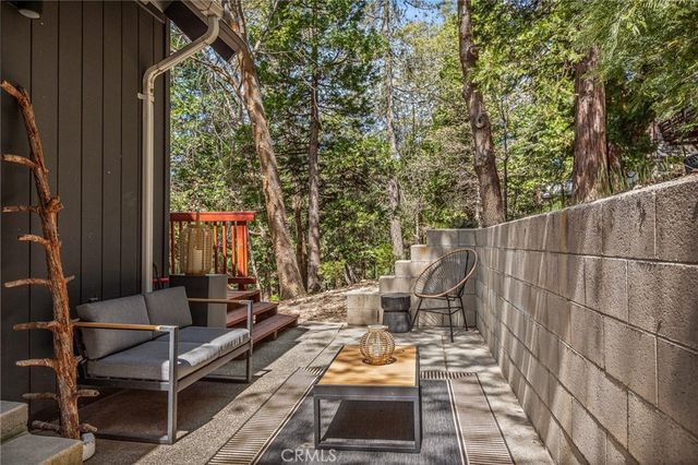 373 Summit Road, Lake Arrowhead, CA 92352