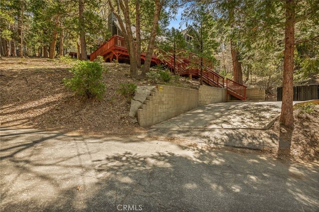 373 Summit Road, Lake Arrowhead, CA 92352