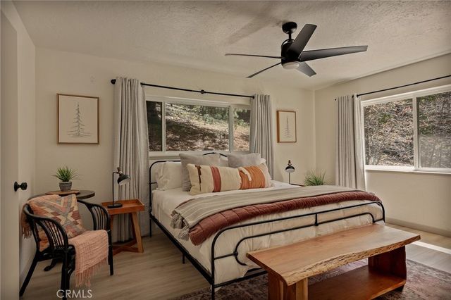 373 Summit Road, Lake Arrowhead, CA 92352