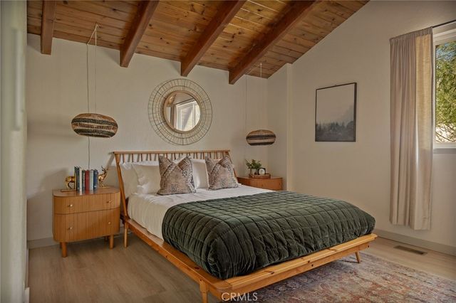 373 Summit Road, Lake Arrowhead, CA 92352