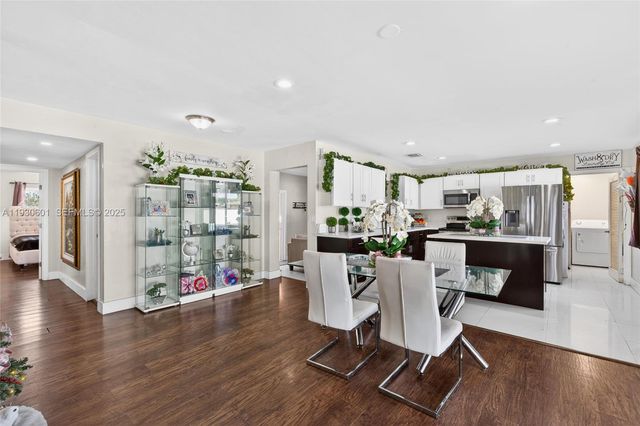 2901 NW 185th St, Miami Gardens, FL 33056