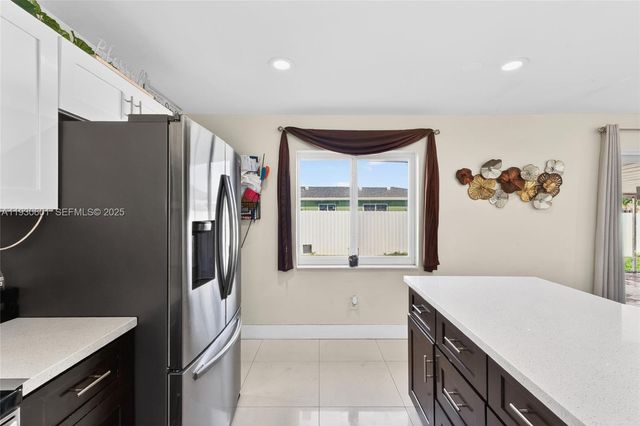 2901 NW 185th St, Miami Gardens, FL 33056