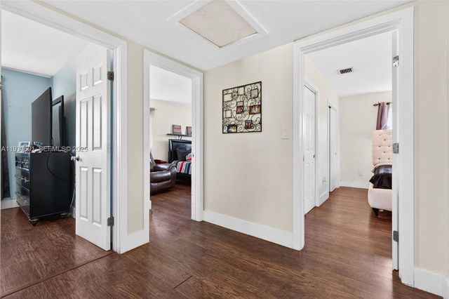 2901 NW 185th St, Miami Gardens, FL 33056