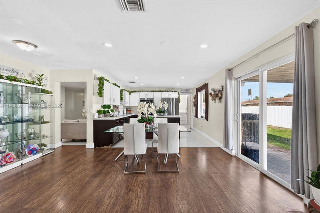 2901 NW 185th St, Miami Gardens, FL 33056