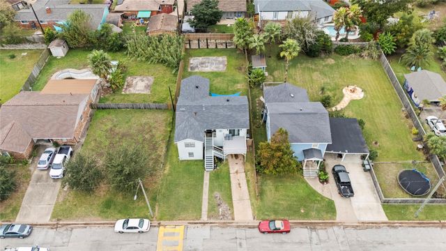 1901 Bayou Homes Drive, Galveston, TX 77551