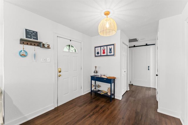 1901 Bayou Homes Drive, Galveston, TX 77551