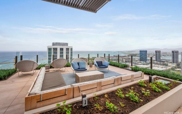 987 Queen Street 1913, Honolulu, HI 96814