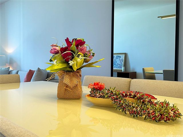 987 Queen Street 1913, Honolulu, HI 96814