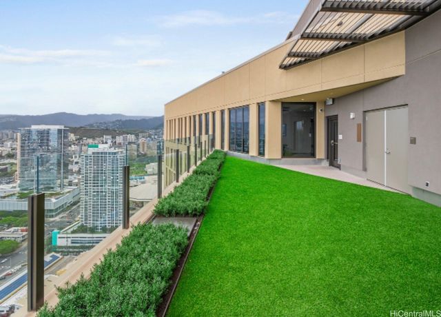 987 Queen Street 1913, Honolulu, HI 96814