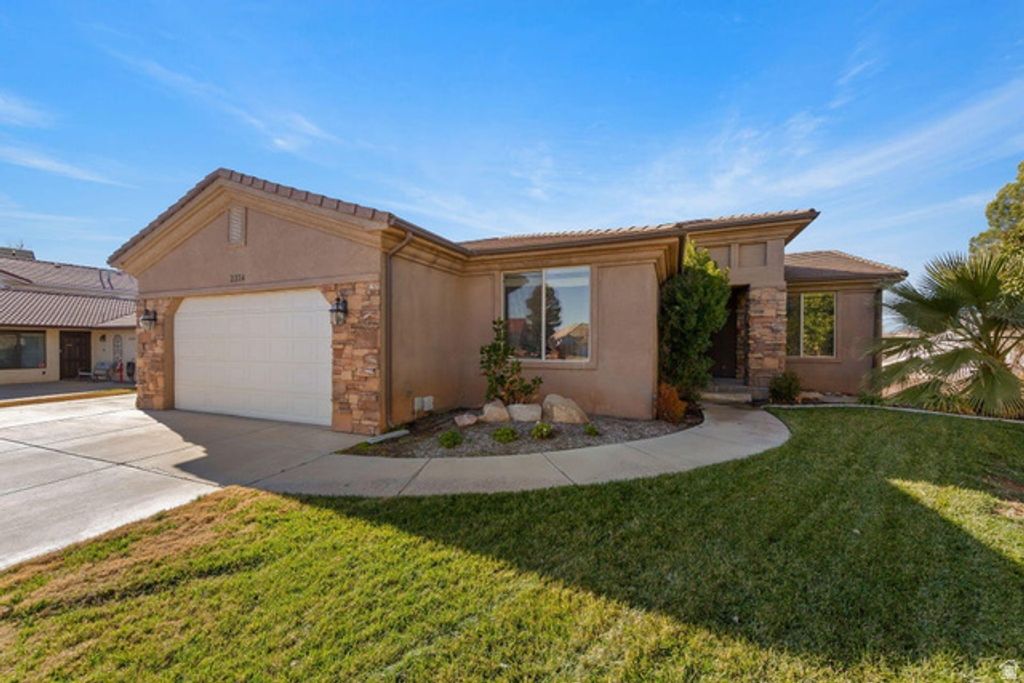 2274 S MOUNTAIN VIEW CIR, St. George, UT 84790