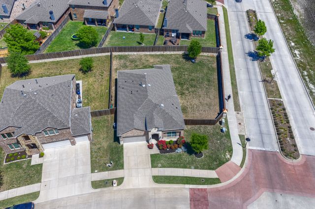 1307 Surrey Street, Melissa, TX 75454