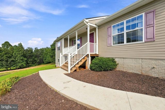 452 ROCKY HILL LN, Reva, VA 22735