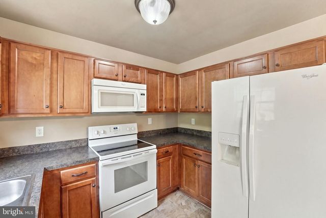 452 ROCKY HILL LN, Reva, VA 22735