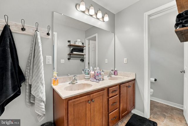 452 ROCKY HILL LN, Reva, VA 22735