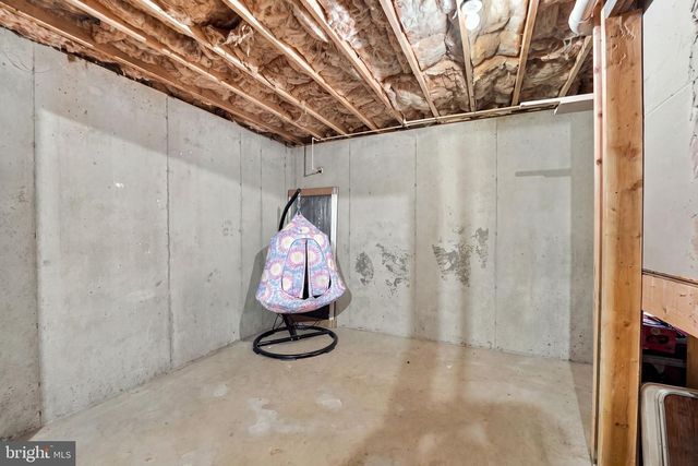 452 ROCKY HILL LN, Reva, VA 22735