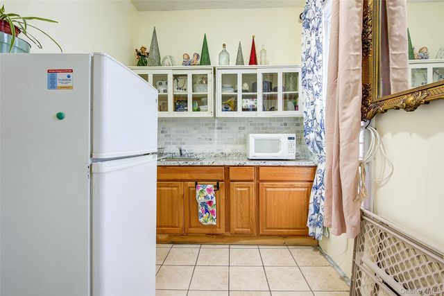 150 Ridgewood Avenue, Brooklyn, NY 11208