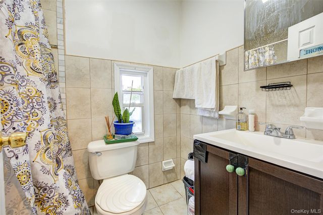 150 Ridgewood Avenue, Brooklyn, NY 11208