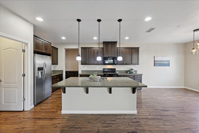 706 Wagon Trail Way, Rocklin, CA 95765