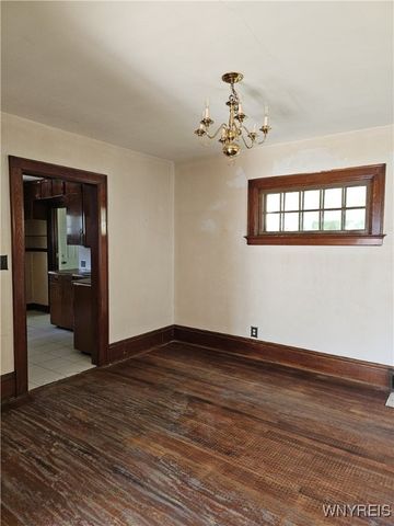 24 Eagle Street, Jamestown, NY 14701