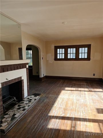 24 Eagle Street, Jamestown, NY 14701