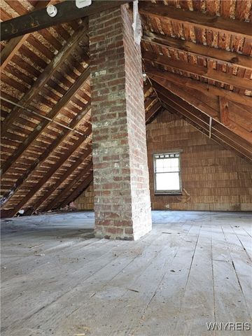 24 Eagle Street, Jamestown, NY 14701