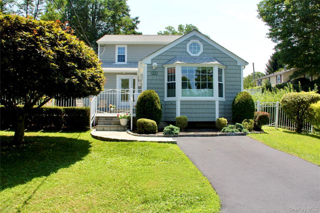116 Amsterdam Avenue, Hawthorne, NY 10532