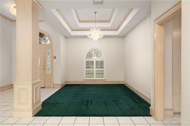 320 Thunderbird Avenue W, Mcallen, TX 78504