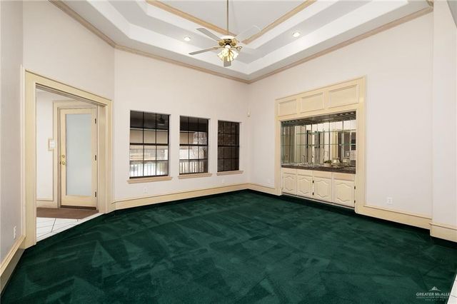 320 Thunderbird Avenue W, Mcallen, TX 78504