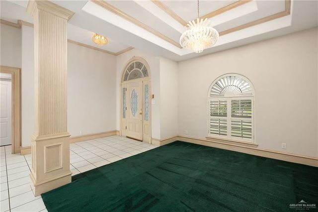 320 Thunderbird Avenue W, Mcallen, TX 78504