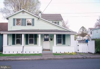 115 N LANDIS STREET, Hummelstown, PA 17036