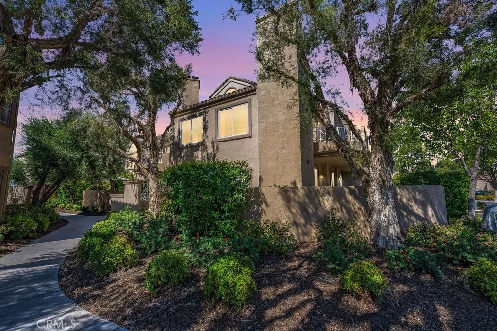 23629 Del Monte 283, Valencia, CA 91355