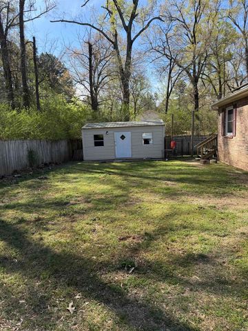 2 Winthrop rd Road, Morrilton, AR 72110