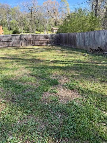 2 Winthrop rd Road, Morrilton, AR 72110
