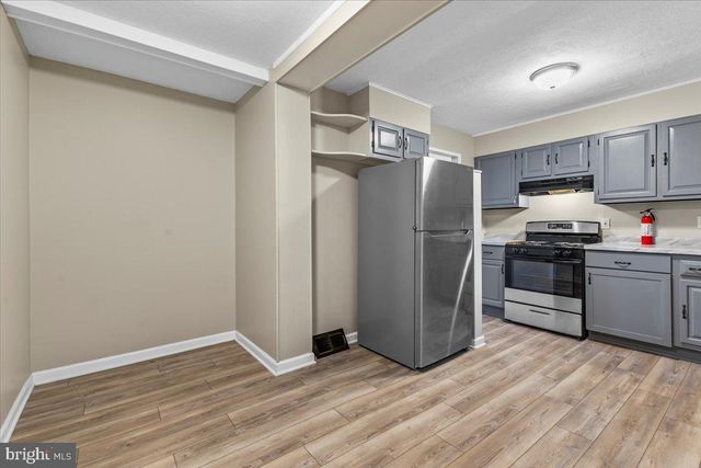 56 WERT AVE, Hamilton, NJ 08610
