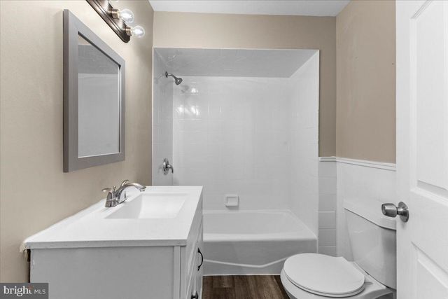 56 WERT AVE, Hamilton, NJ 08610