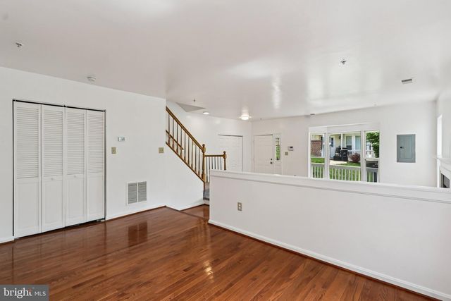 3723 POGONIA CT, Hyattsville, MD 20784