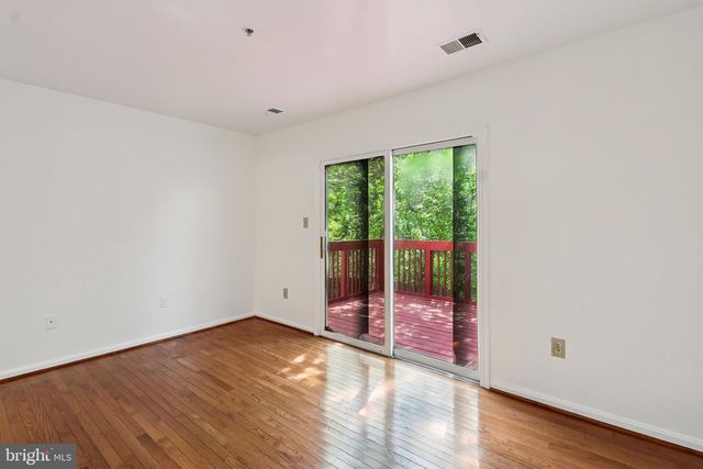3723 POGONIA CT, Hyattsville, MD 20784