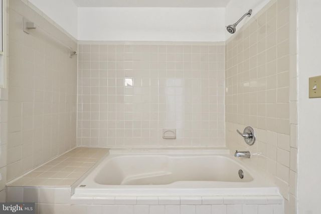 3723 POGONIA CT, Hyattsville, MD 20784